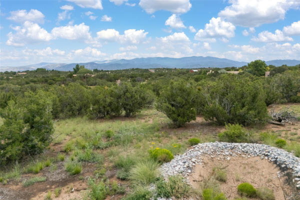 11 CIELO SENDERO, SANTA FE, NM 87506, photo 2 of 26