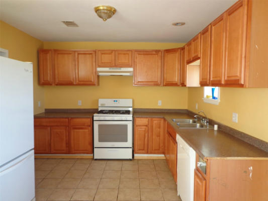 24 AIR LOCK RD, LAS VEGAS, NM 87701, photo 5 of 15