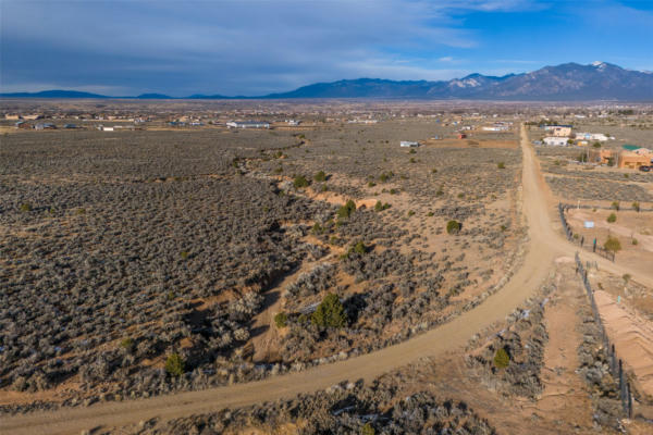 5 CAMINO DE GOLONDRINA, RANCHOS DE TAOS, NM 87557, photo 3 of 15